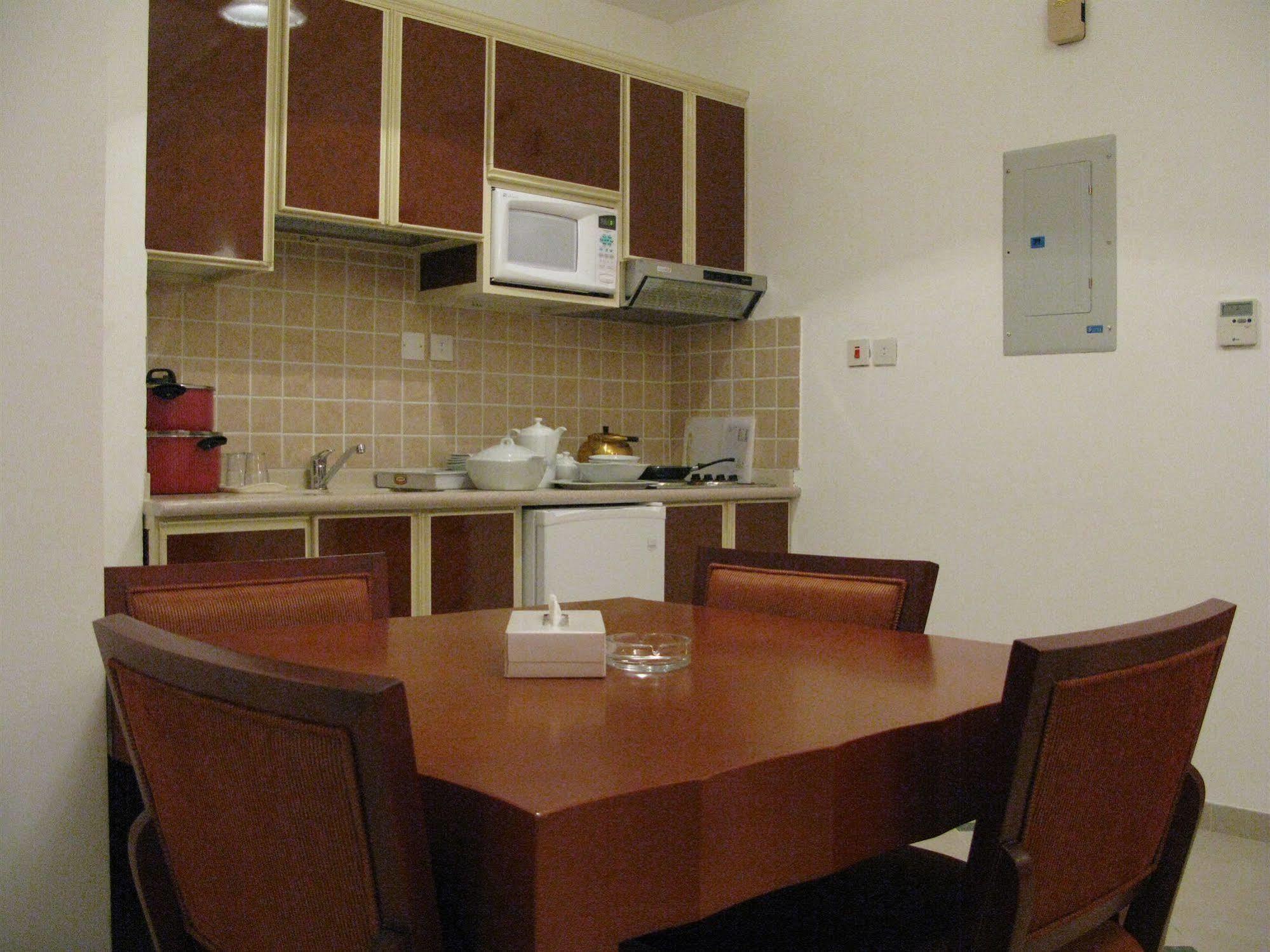Landmark Suites Джеда Екстериор снимка